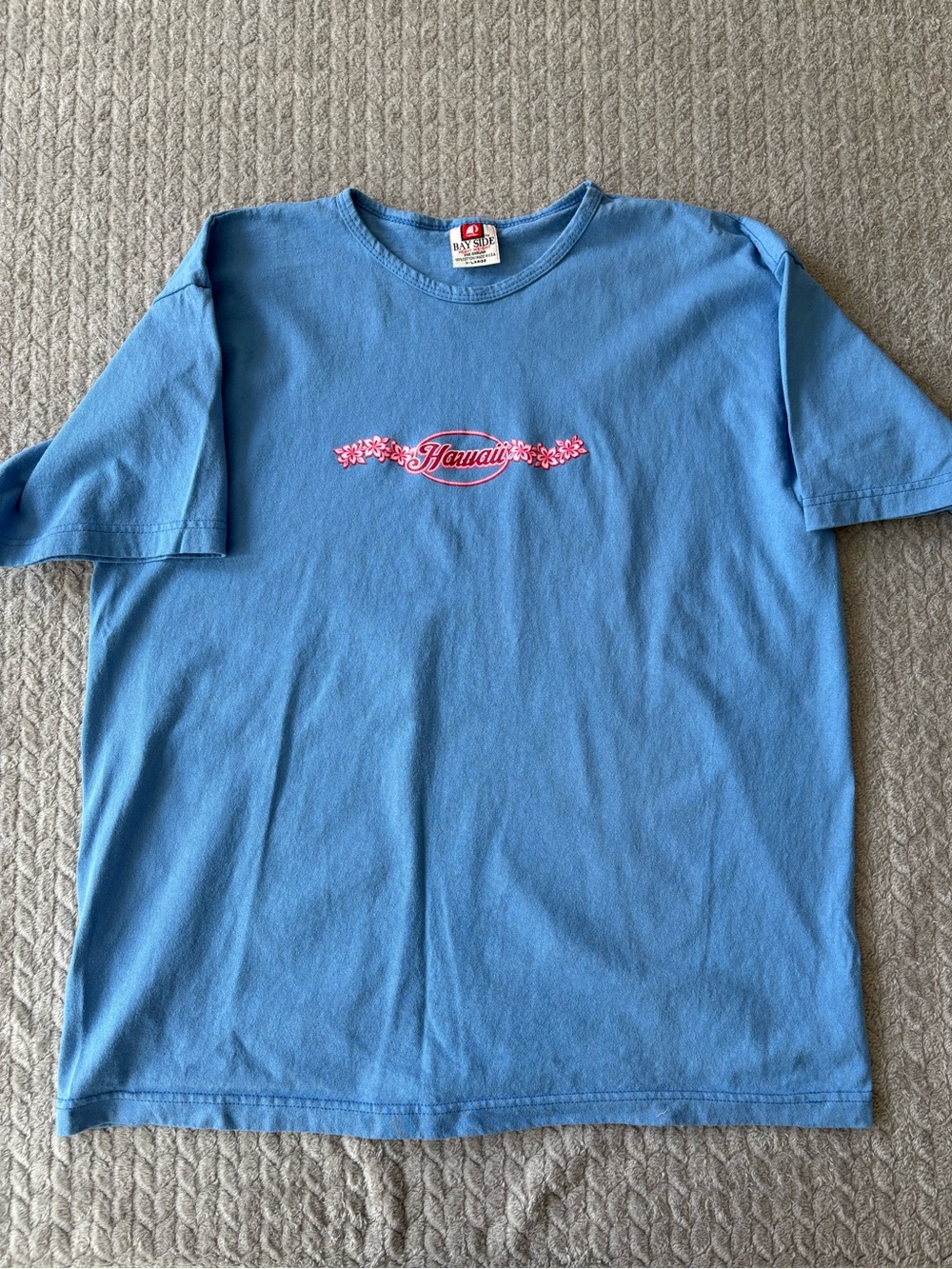Vintage Hawaii Graphic Crewneck Tee - Light Blue